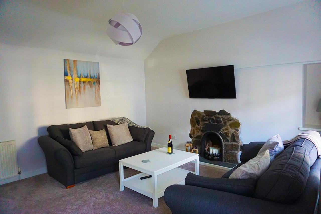 Staycation At Pine Cottage, A Newly Refurbished Holiday Cottage Goodwick Luaran gambar