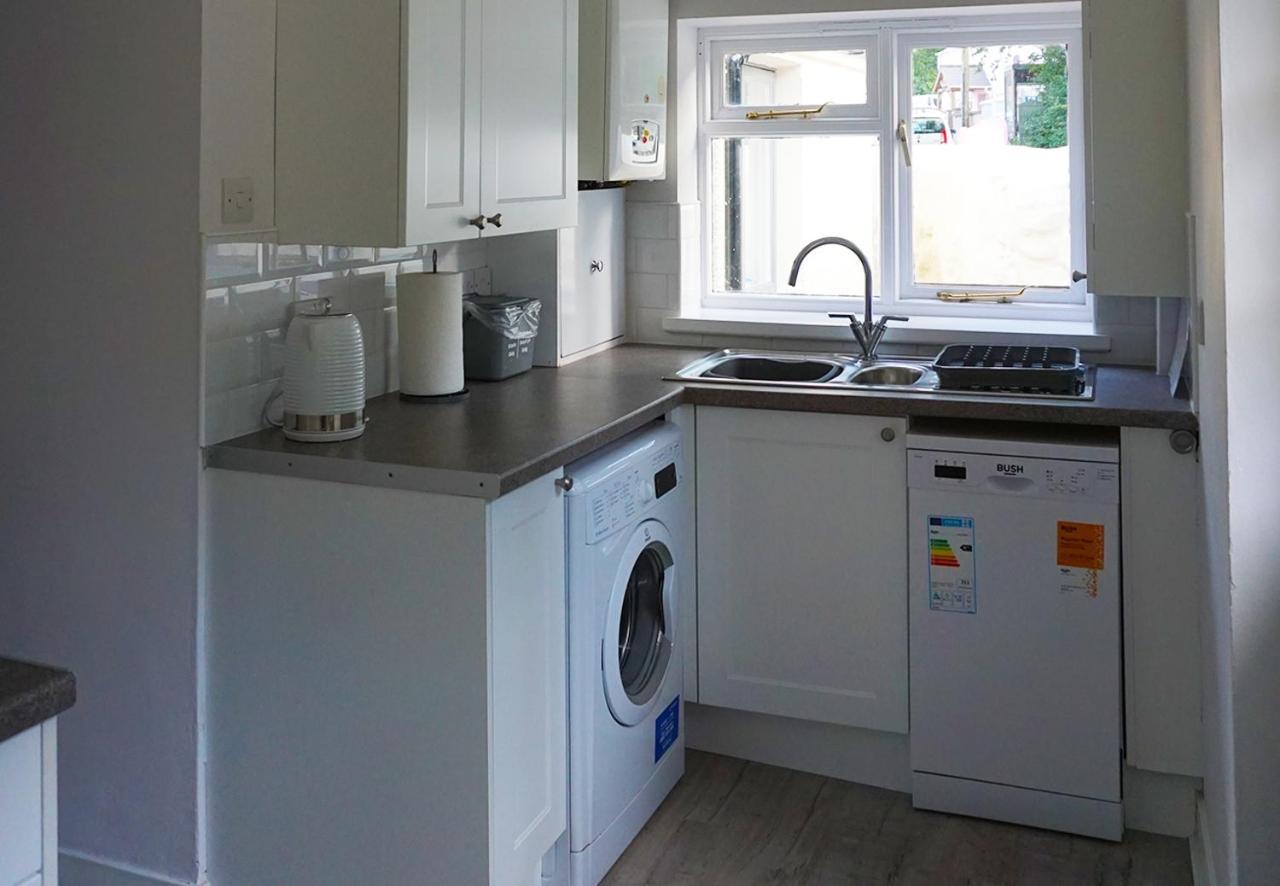 Staycation At Pine Cottage, A Newly Refurbished Holiday Cottage Goodwick Luaran gambar